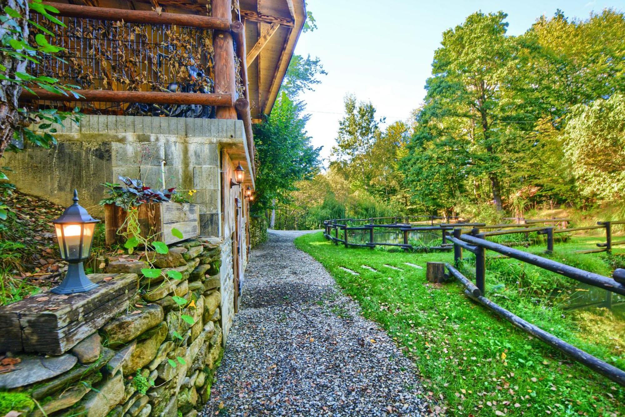 Osada Sroczy Jar Chalet *